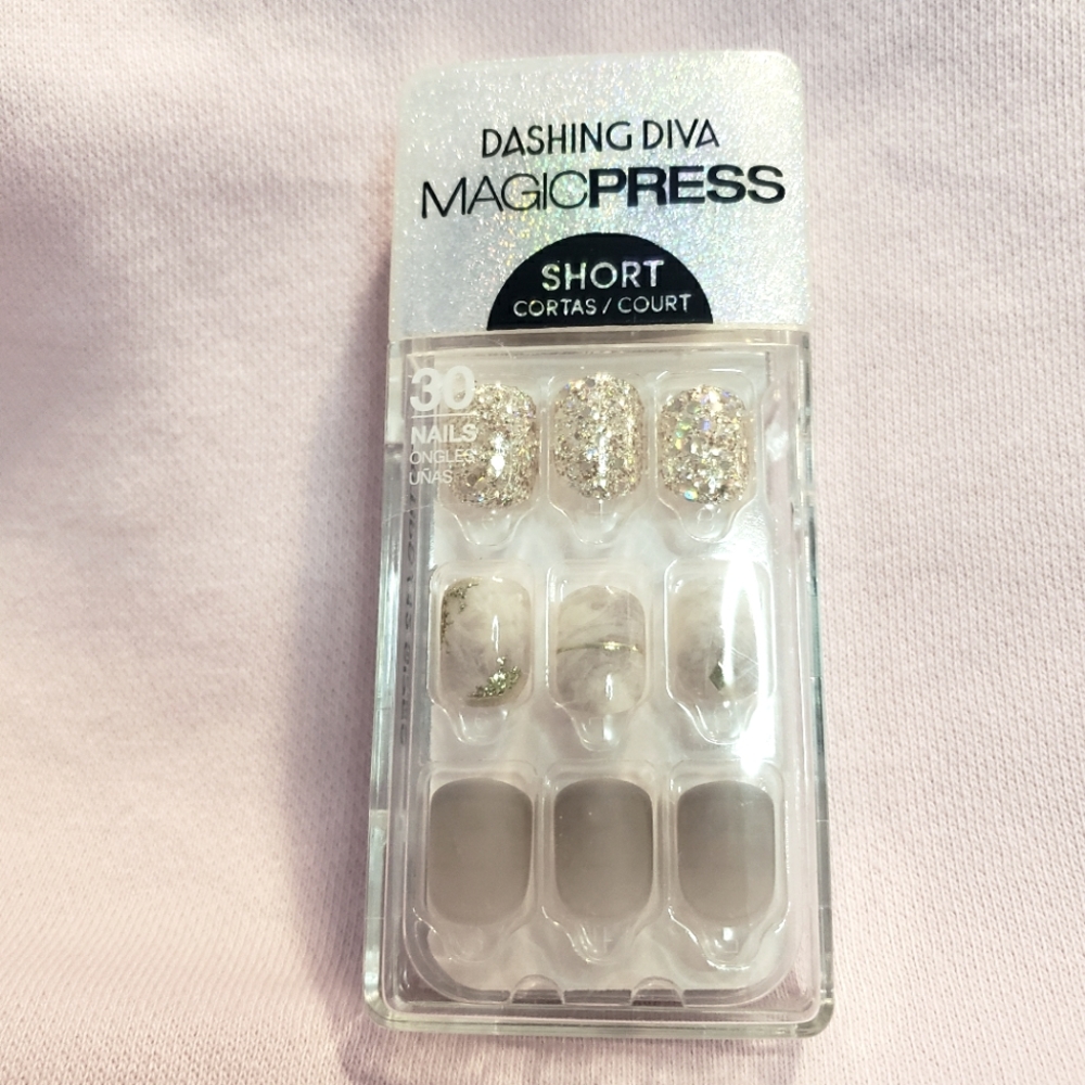 Press-on Nails